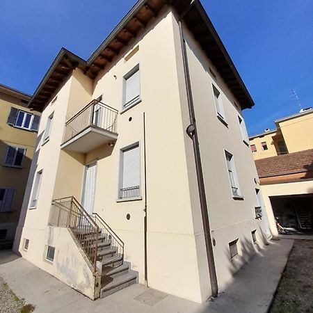 Appartement Breve Ristoro à Parme Extérieur photo
