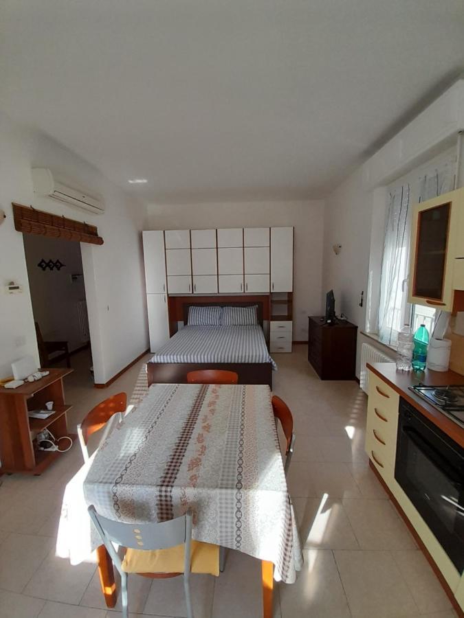 Appartement Breve Ristoro à Parme Extérieur photo