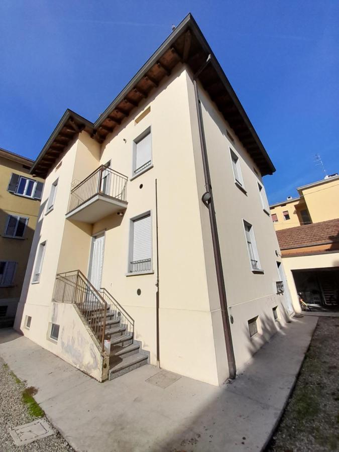 Appartement Breve Ristoro à Parme Extérieur photo