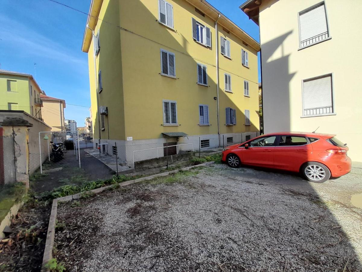 Appartement Breve Ristoro à Parme Extérieur photo